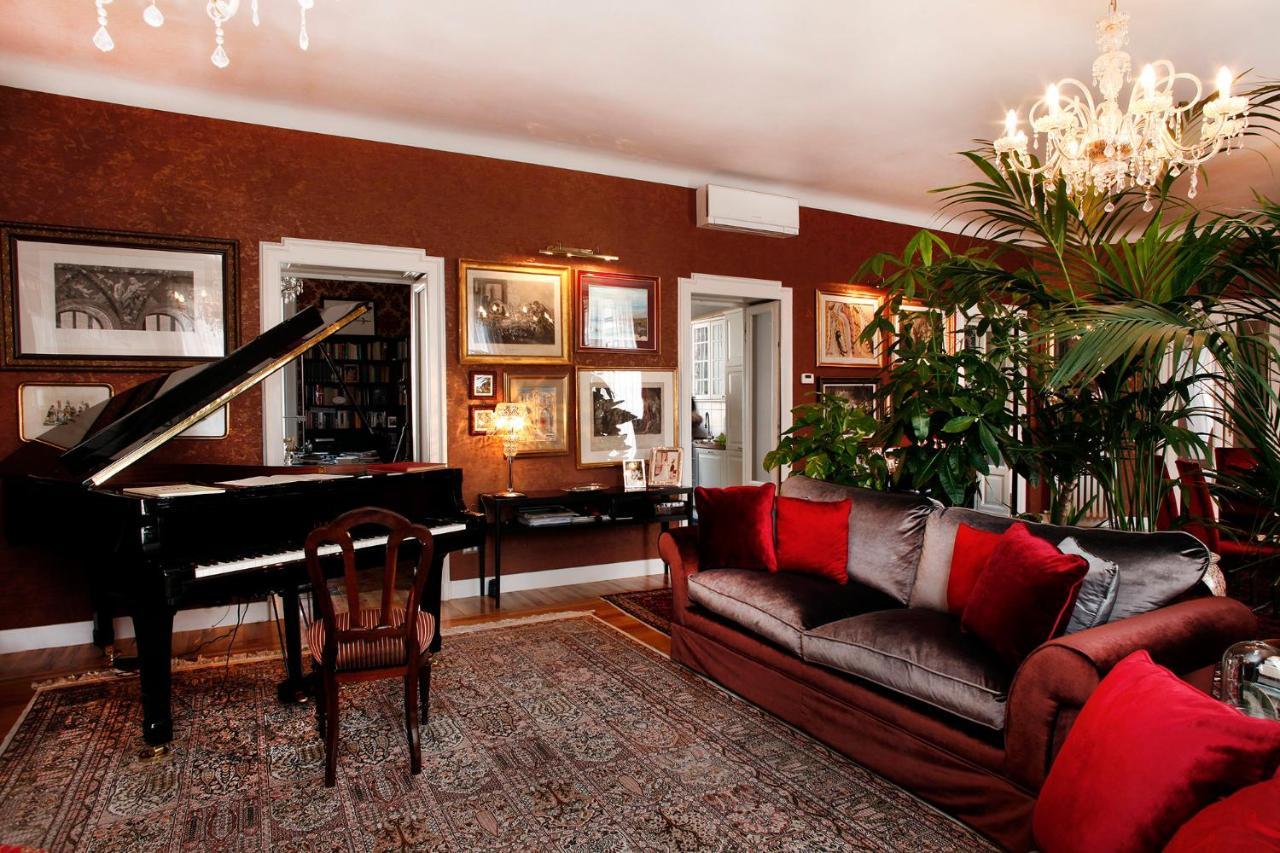 Luxury Room In Central Art Nouveau Building Next To Metro Station Milão Exterior foto